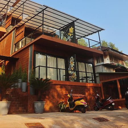 Amazonika Boutique Resort Arpora Exterior photo