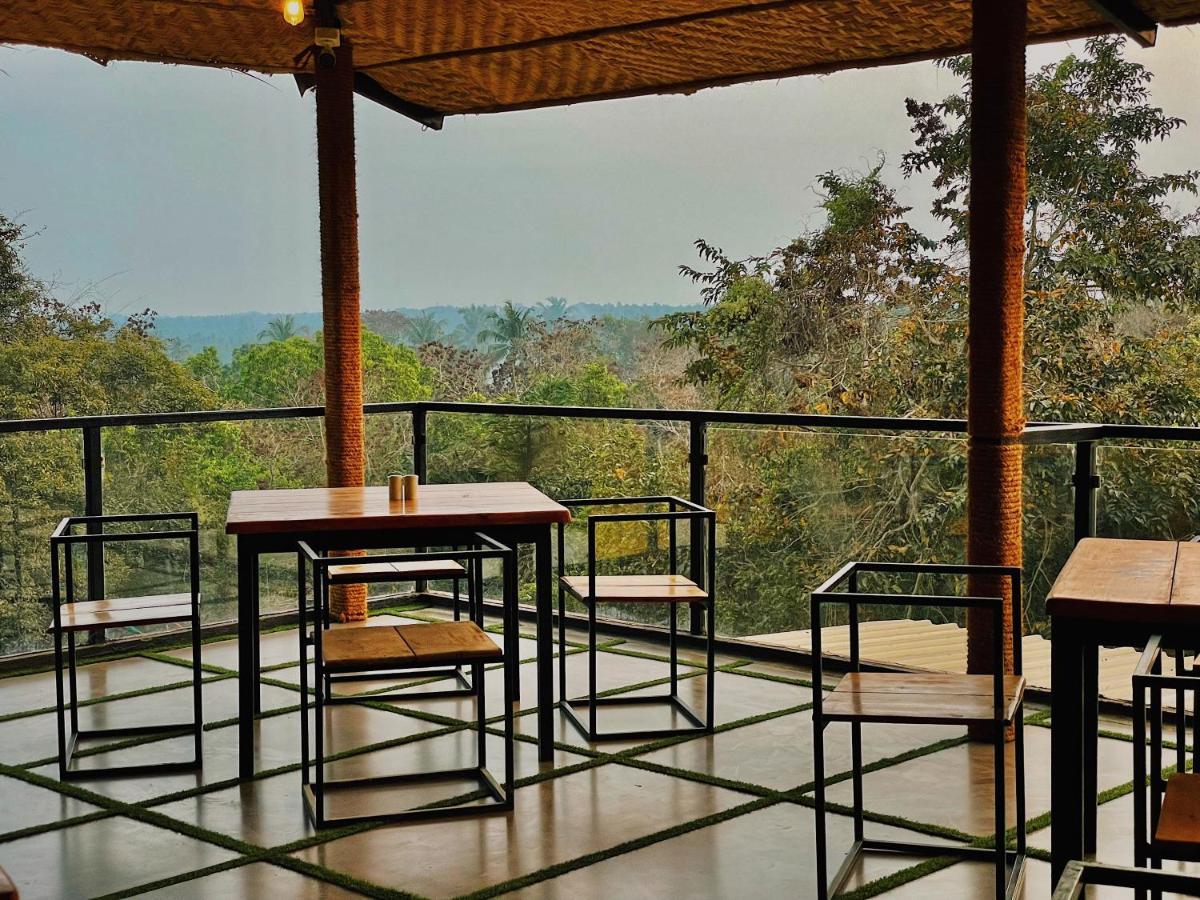 Amazonika Boutique Resort Arpora Exterior photo