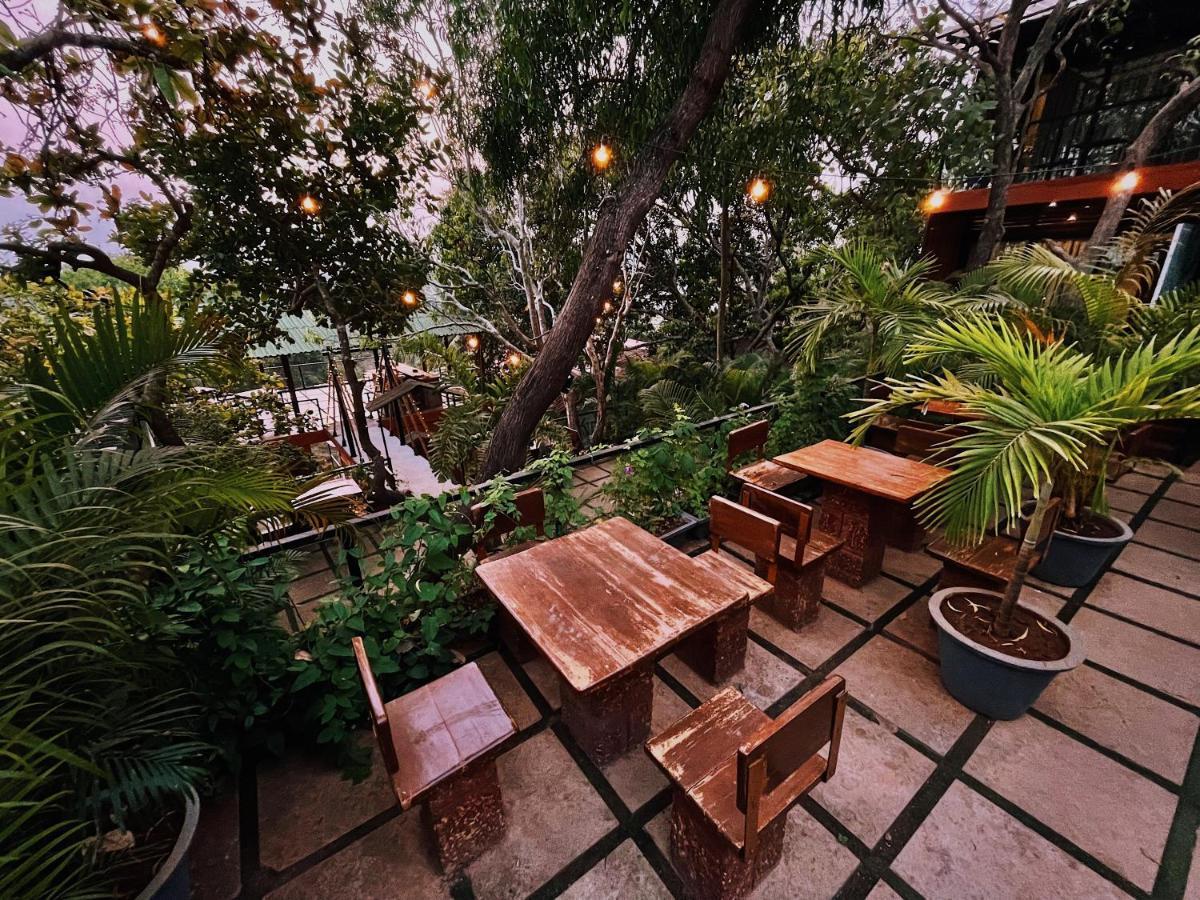 Amazonika Boutique Resort Arpora Exterior photo