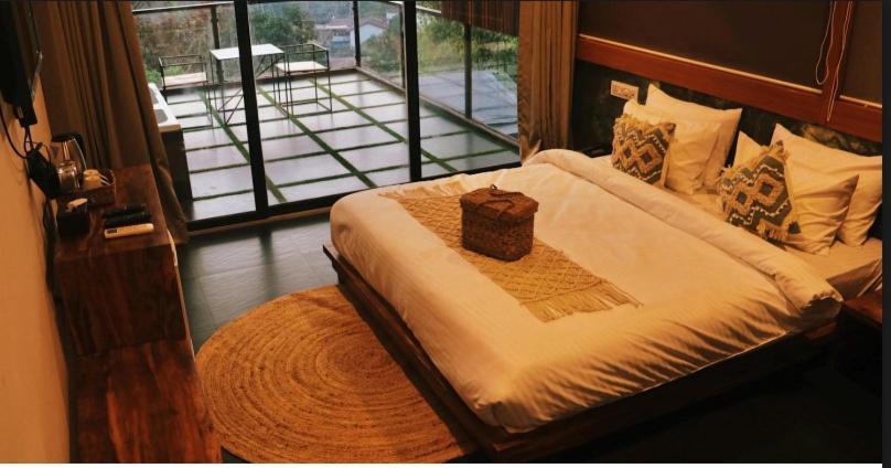 Amazonika Boutique Resort Arpora Exterior photo